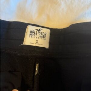 Hollister Cotten shorts.